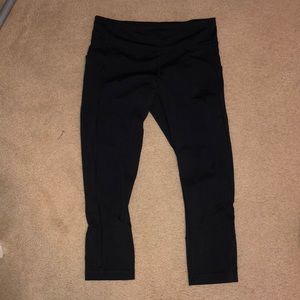 Black lulu lemons size 8